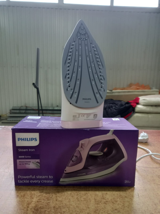 Утюг Philips DST3020/30 (код 7797)