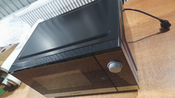 Микроволновая печь Bosch FFL023MS2 (код 8506)