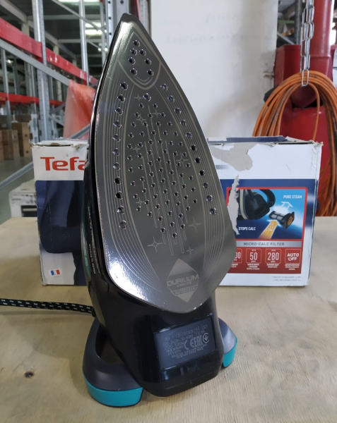 Утюг Tefal FV8066E0 (код 7351)