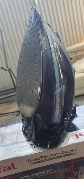 Утюг Tefal FV5695E1 (код 7602)