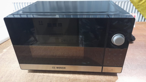 Микроволновая печь Bosch FFL023MS2 (код 8506)